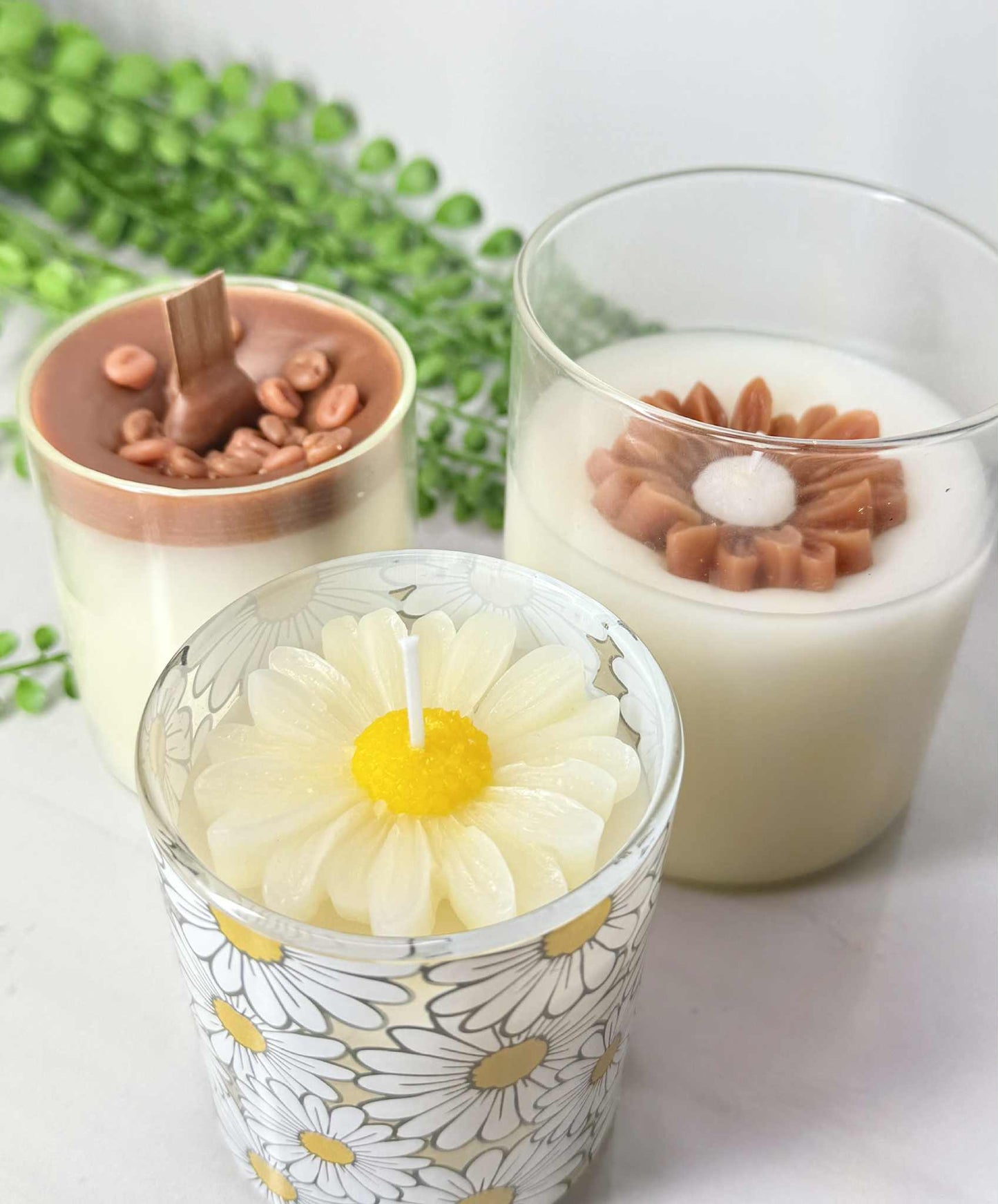 Mini Daisy Candle