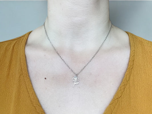 Rose Pendant Necklace