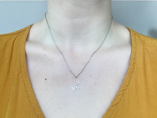 Iris Pendant Necklace